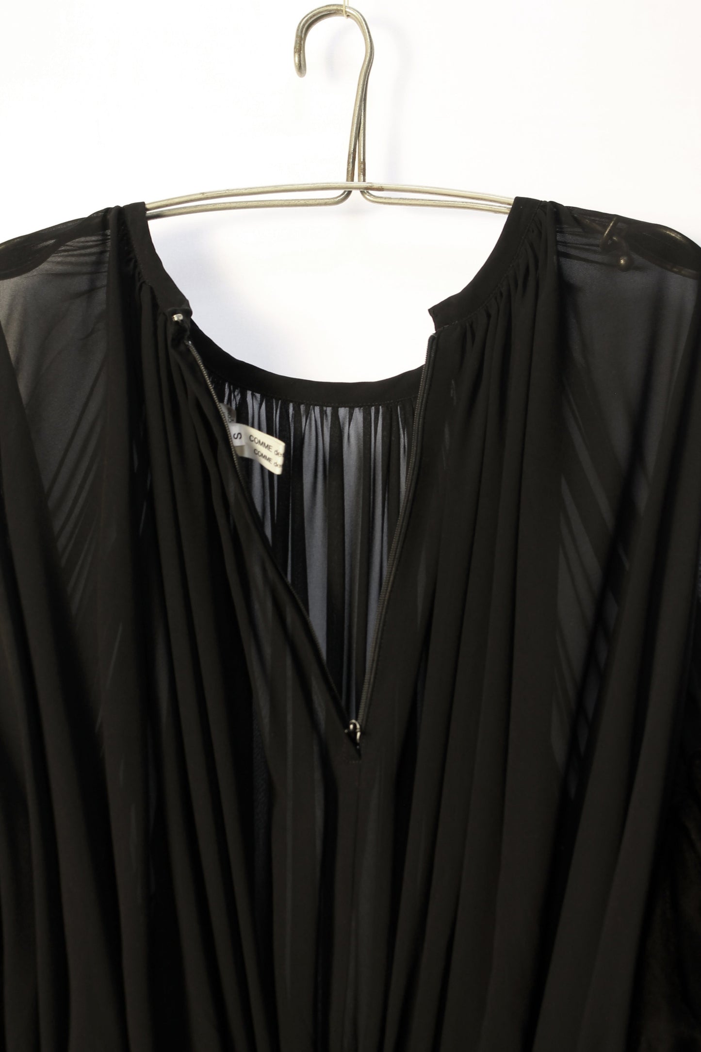 COMME COMME DES GARCONS MAXI ABITO TRASPARENTE CON FIOCCHI S/S 2022