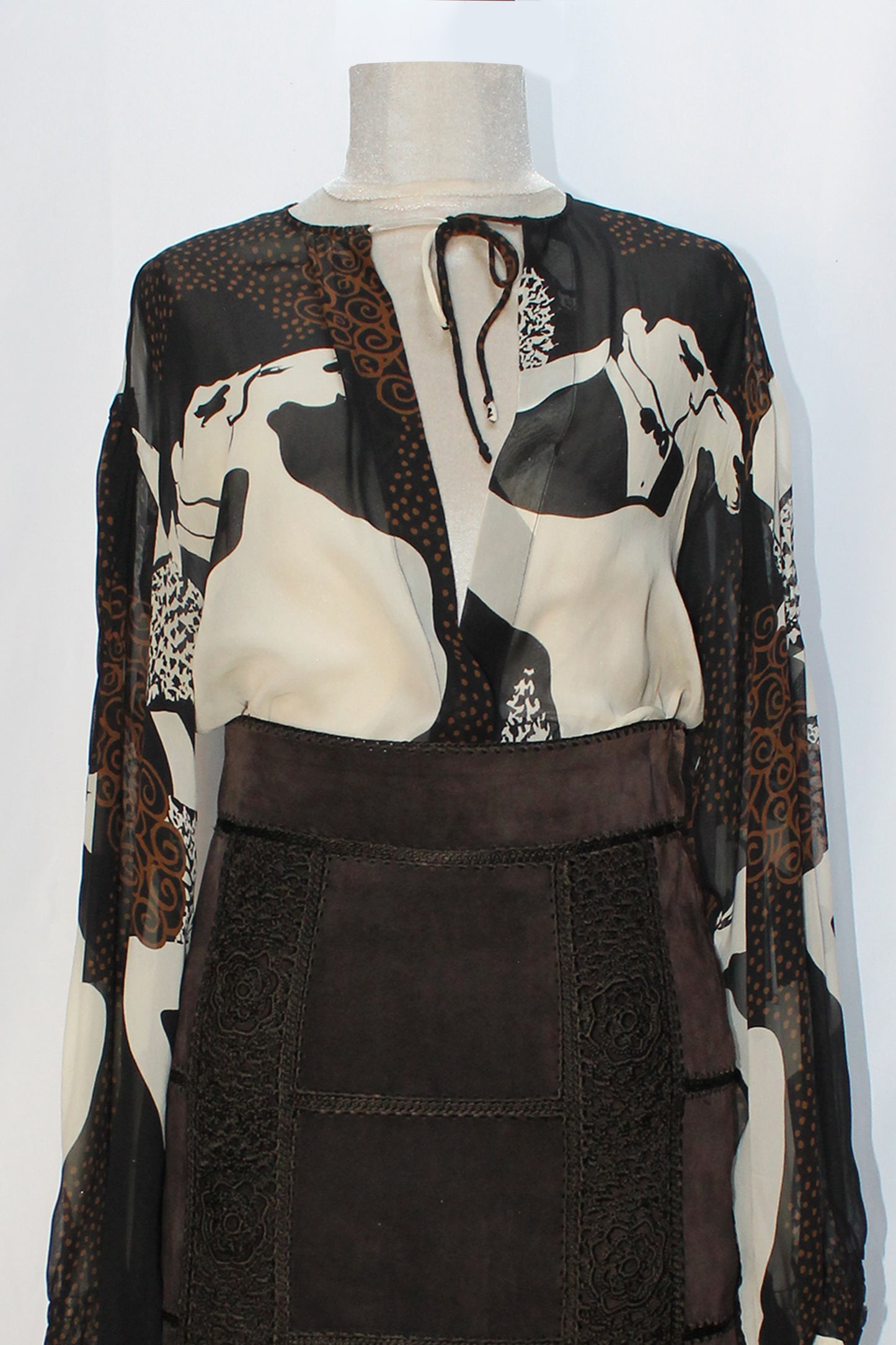 DOLCE & GABBANA RUNWAY LOOK F/W 2002