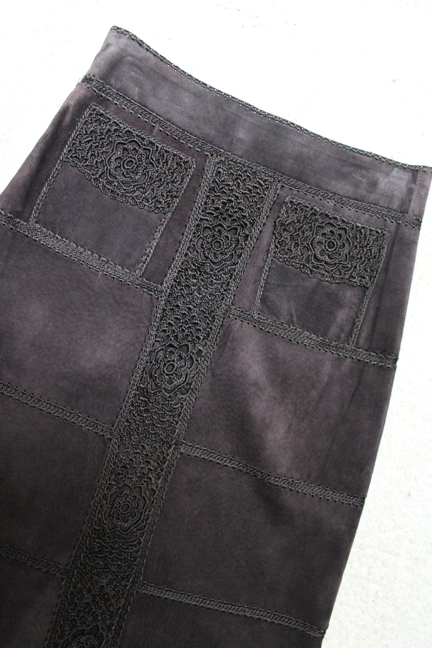 DOLCE & GABBANA GONNA IN SUEDE CON FRANGE F/W 2002