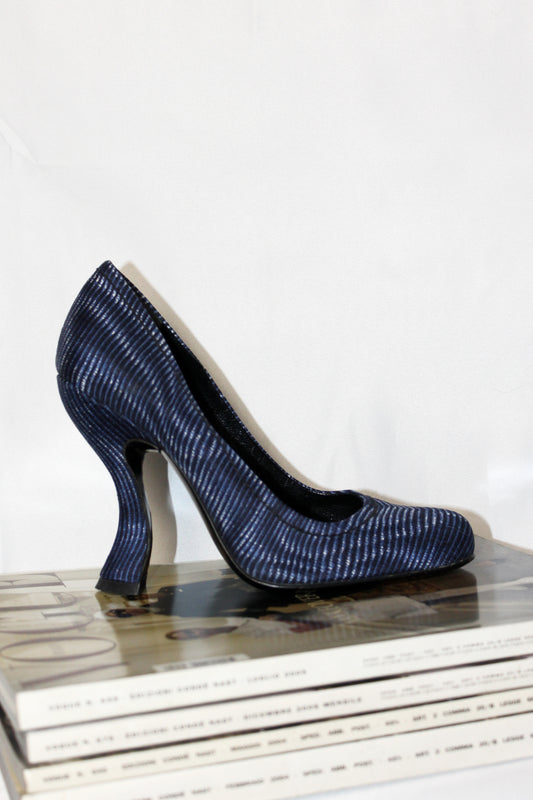 PRADA VINTAGE PUMP F/W 2004