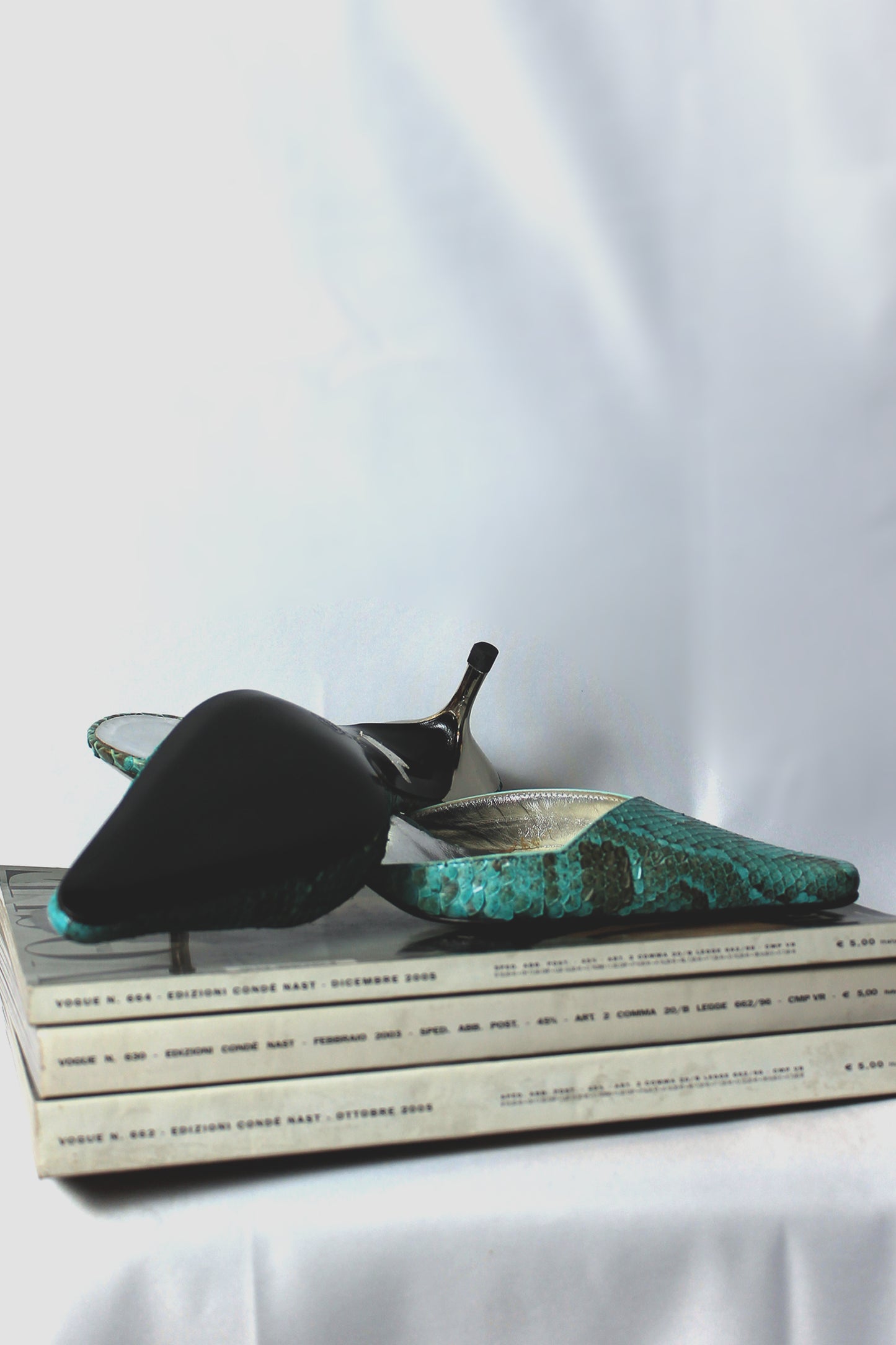 ROBERTO CAVALLI VINTAGE KITTEN MULE IN PITONE