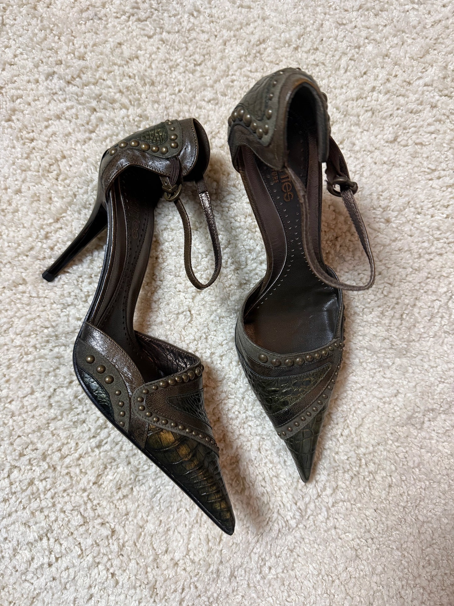 EL DANTES VINTAGE PUMP