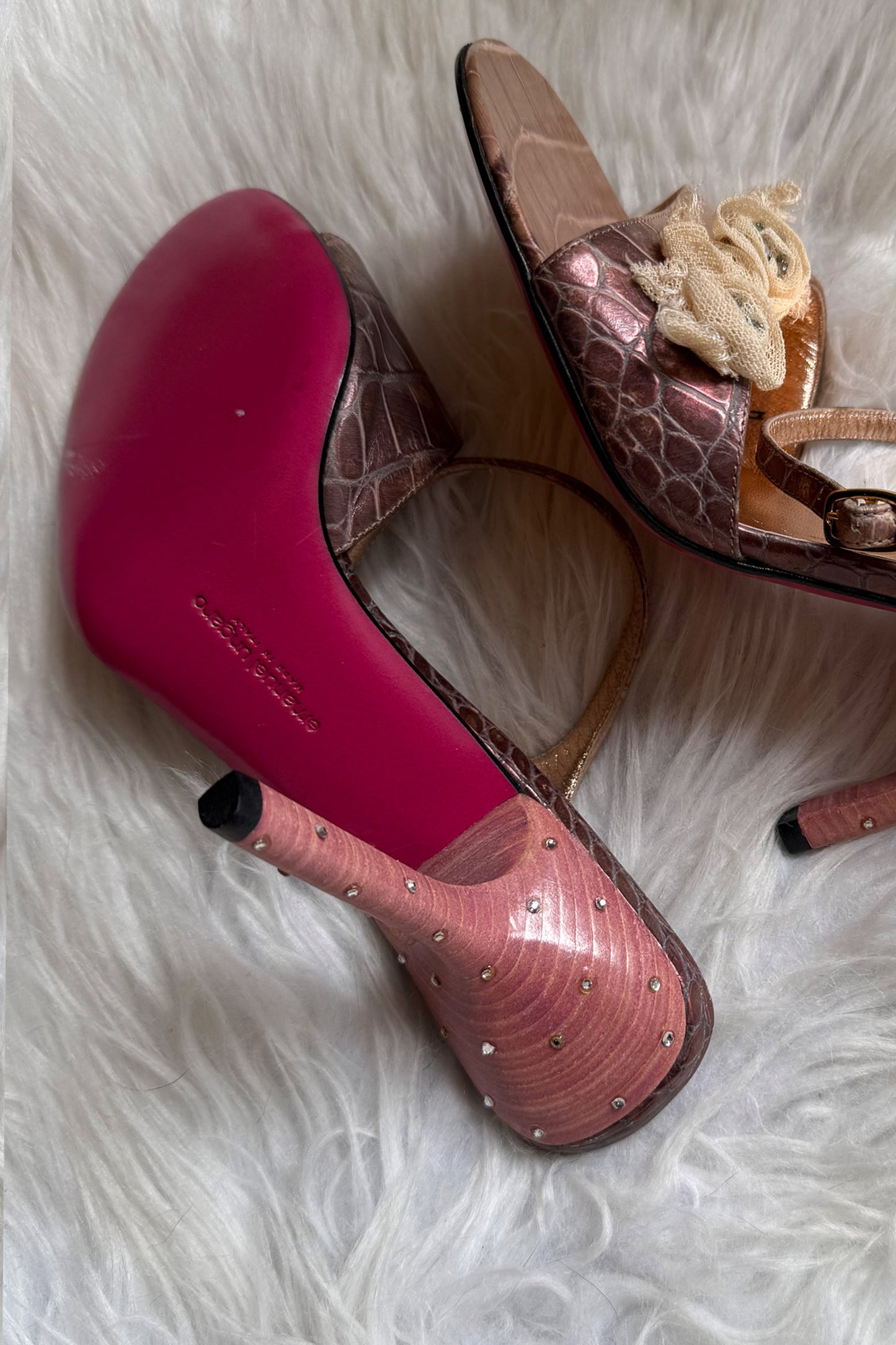 VINTAGE Y2K CROCODILE-EMBOSSED LEATHER SANDALS WITH CRYSTALS – IT 38
