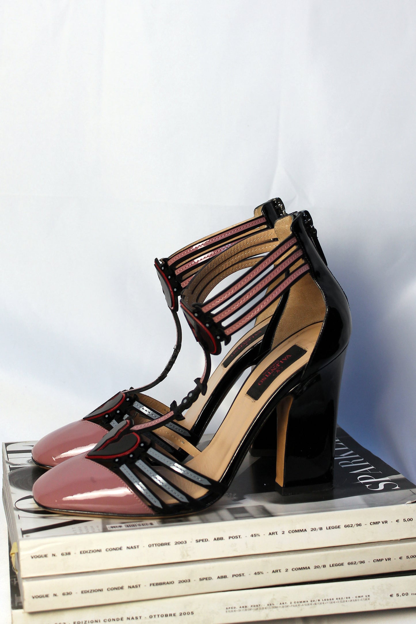 VALENTINO "LOVEBLADE" PATENT PUMP S/S 2017 LIMITED EDITION